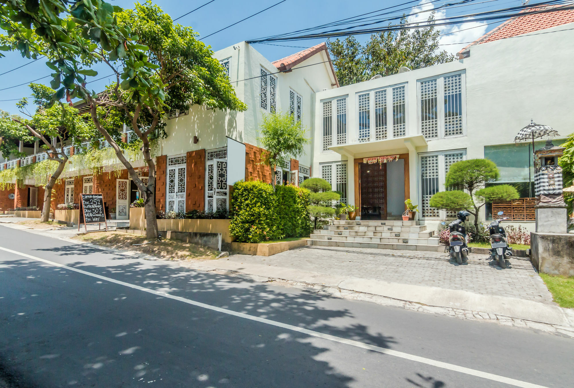 קוטה לומבוק Zen Rooms Seminyak Umalas Kauh מראה חיצוני תמונה
